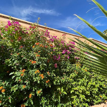Riad Zouhour Marrakesh Bagian luar foto